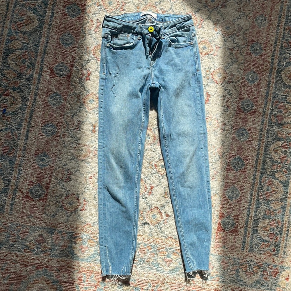 Zara jeans never worn